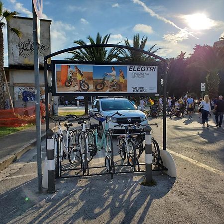 B&B Lido Apartament 10A Civitanova Marche Luaran gambar