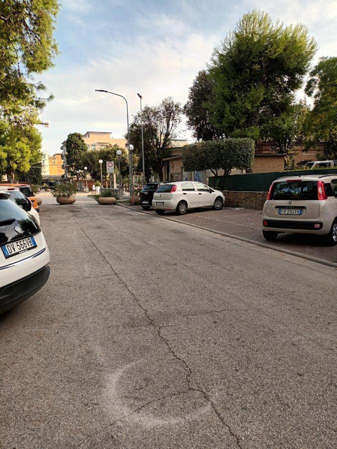 B&B Lido Apartament 10A Civitanova Marche Luaran gambar